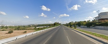 ANTALYA AKSU MACUN ANA YOL ÜZERİ TAM TİCARİ İMARLI HİSSELİ ARSA