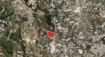 ANTALYA AKSU MACUN ANA YOL ÜZERİ TAM TİCARİ İMARLI HİSSELİ ARSA
