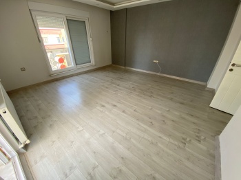 ANTALYA MURATPAŞA GÜVENLİK MAHALLESİNDE SATILIK 2+1 DAİRE