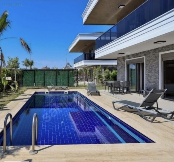 BELEK'TE A PLUS MÜSTAKİL HAVUZLU SIFIR VİLLA