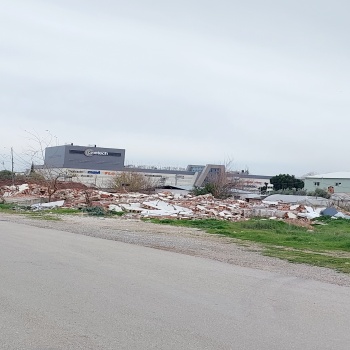  HAVALİMANI KARŞISI VE MALL OF ANTALYA YAKINI İMARLI KÖŞE ARSA