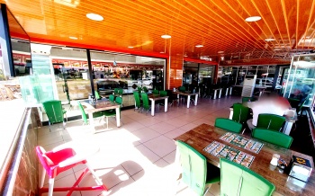  KEPEZDE KÖŞE BAŞI İŞLEK KONUM GENİŞ SATILIK DÜKKAN.
