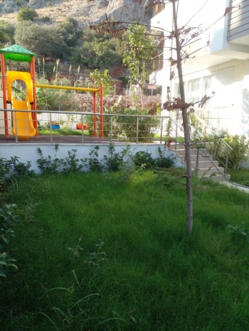 KONYAALTI HURMA'DA YÜZME HAVUZLU LÜKS SİTE İÇİ 1+1