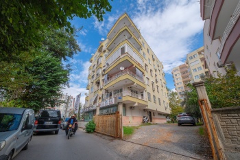 ŞEHRİN KALBİNDE MURATPAŞA YENİGÜN MAHALLESİ SATILIK 3+1 DAİRE