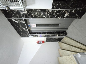 YILDIZ MAH.'DE ANA CADDE ÜZERİ ASANSÖRLÜ ARAKAT GENİŞ 3+1