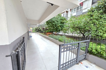 YILDIZ MAH.'DE ANA CADDE ÜZERİ ASANSÖRLÜ ARAKAT GENİŞ 3+1