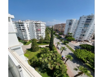 KONAKLARDA SİTE İÇİ MUHTEŞEM KONUM 3+1 DAİRE